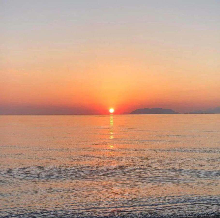 Vista Eolie Milazzo- Apartments מראה חיצוני תמונה